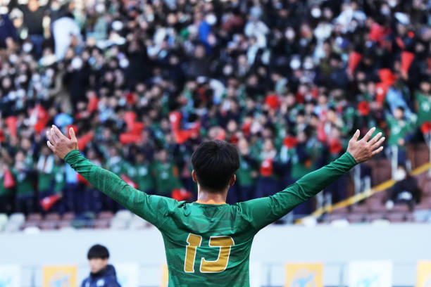 但他在每分 但他在每分